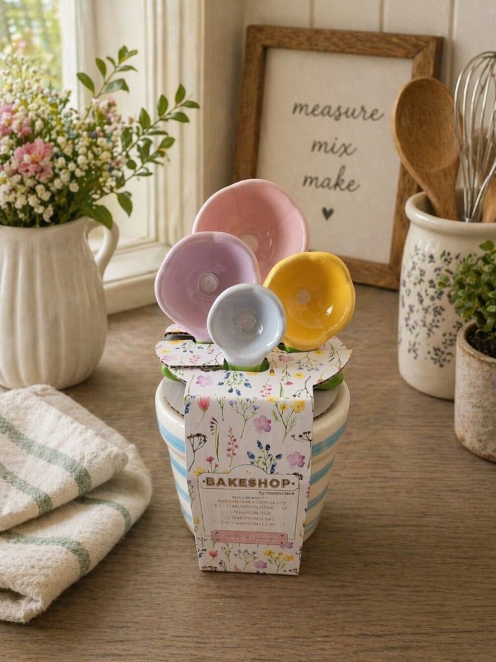 New 4Pcs Flower Measuring Spoons Set in Pot Cute Ceramic Measuring Spoons